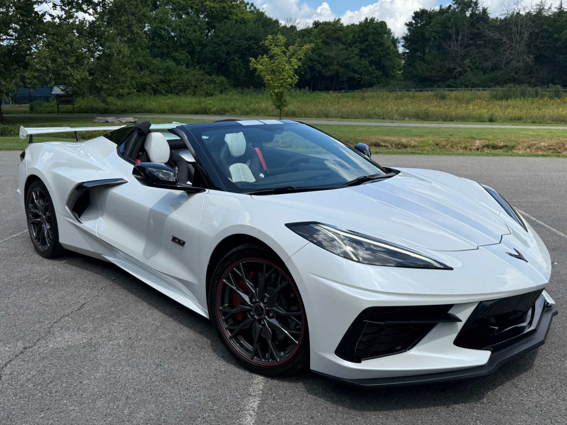 Used-2023-Chevrolet-Corvette-